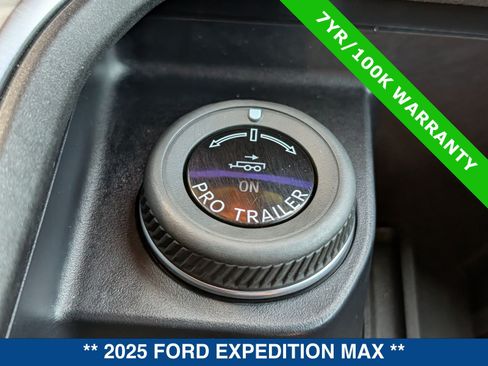 Used 2025 Ford Expedition Max Platinum w/ Stealth Appearance Package AWD/4WD image 39