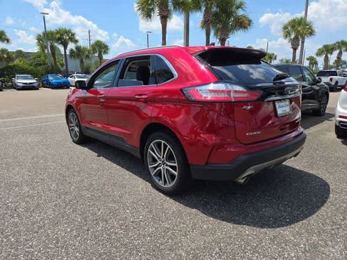 Used 2020 Ford Edge Titanium FWD image 6