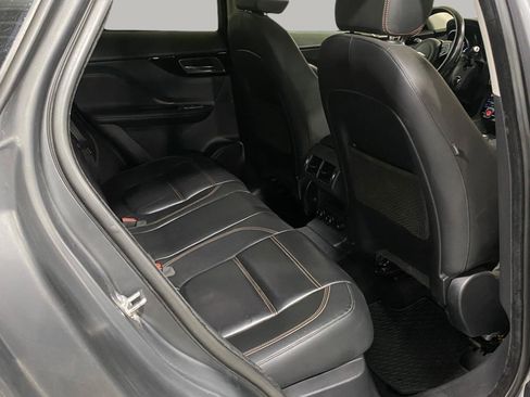 Used 2017 Jaguar F-PACE Prestige AWD/4WD image 33