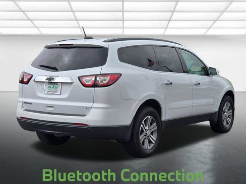 Used 2017 Chevrolet Traverse LT FWD image 17