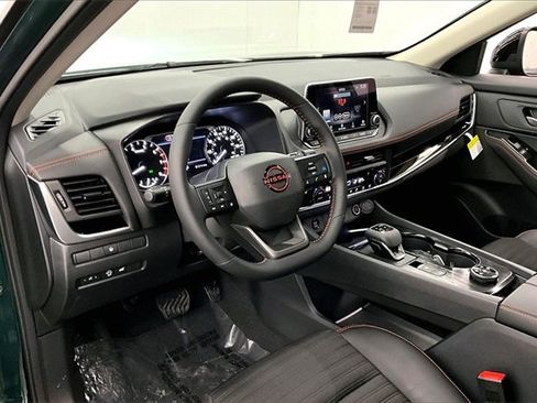 New 2026 Nissan Rogue SV image 6