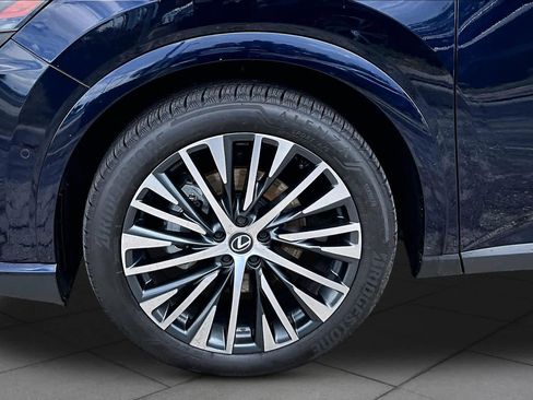 Used 2024 Lexus RX 350 Premium Plus w/ Convenience Package FWD image 11