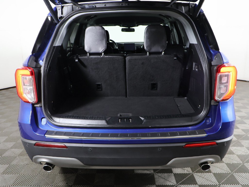 Used 2022 Ford Explorer Limited w/ Equipment Group 301A RWD image 19