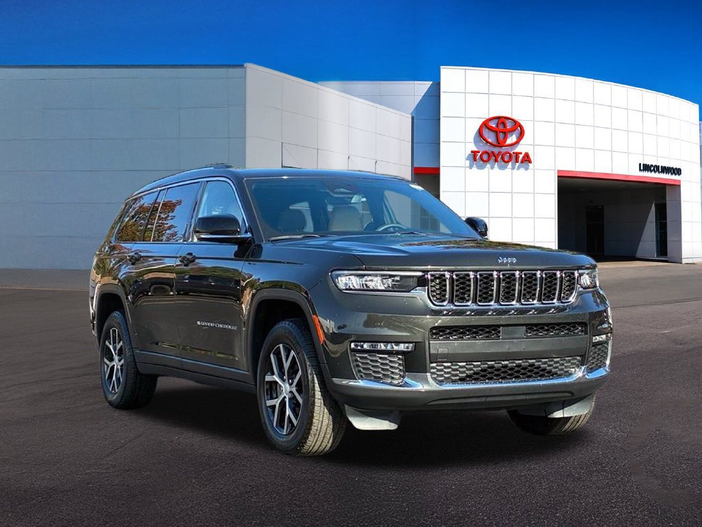 Used 2023 Jeep Grand Cherokee L Limited AWD/4WD image 6