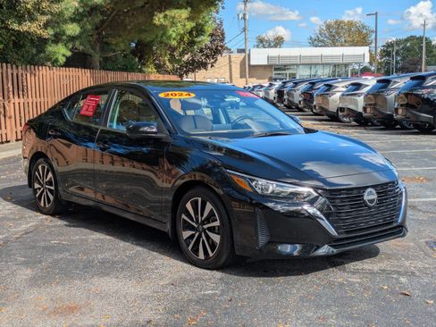 Certified 2024 Nissan Sentra SV w/ SV Premium Package image 3
