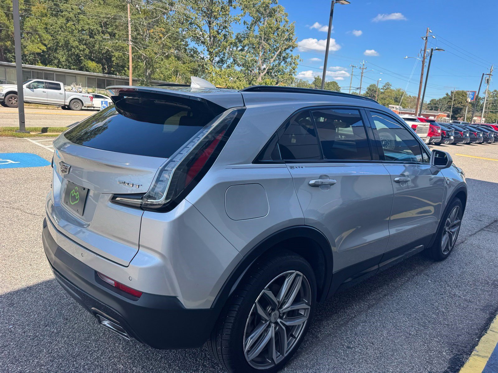 Certified 2019 Cadillac XT4 Sport w/ Cold Weather Package FWD image 9