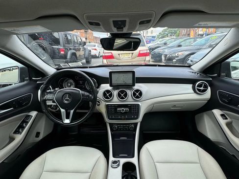 Used 2015 Mercedes-Benz GLA 250 4MATIC image 44