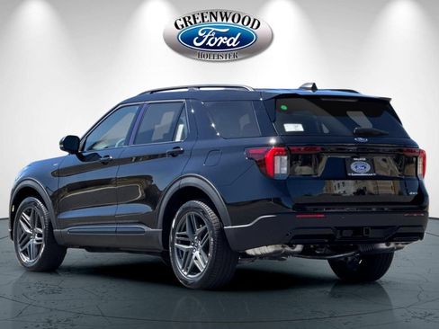 New 2026 Ford Explorer ST-Line w/ ST-Line Street Pack AWD/4WD image 6