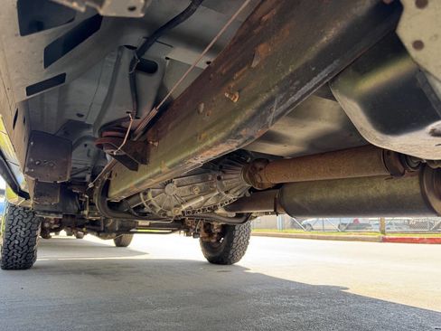 Used 2004 Ford F350 XL image 22