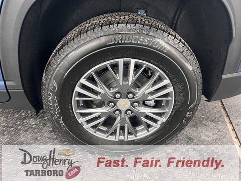 New 2026 Chevrolet Traverse LT w/ Driver Confidence Package FWD image 23