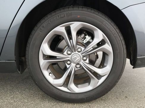 Used 2024 Honda Accord EX image 7