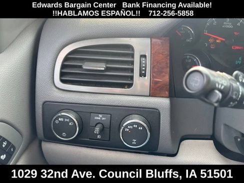 Used 2009 GMC Yukon XL SLT w/ Preferred Package AWD/4WD image 18