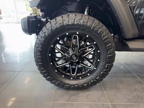 New 2026 Jeep Gladiator Sport AWD/4WD image 31