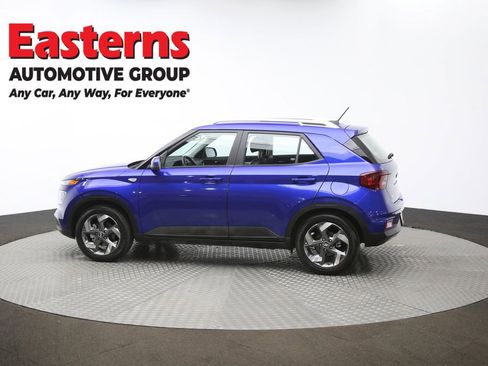 Used 2024 Hyundai Venue Limited image 61
