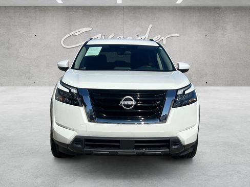 Used 2024 Nissan Pathfinder SV FWD image 18