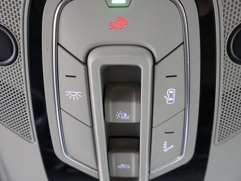 Used 2024 Audi Q8 Premium Plus w/ Premium Plus Package image 8