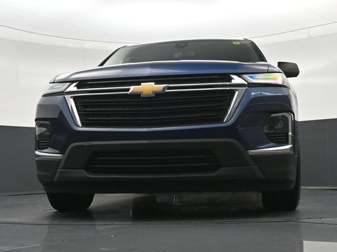 Used 2023 Chevrolet Traverse LS FWD image 31