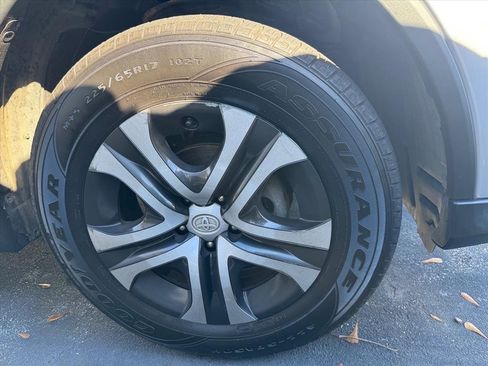 Used 2016 Toyota RAV4 LE image 2