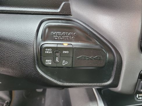 Used 2024 RAM 2500 Big Horn w/ Off Road Package image 27