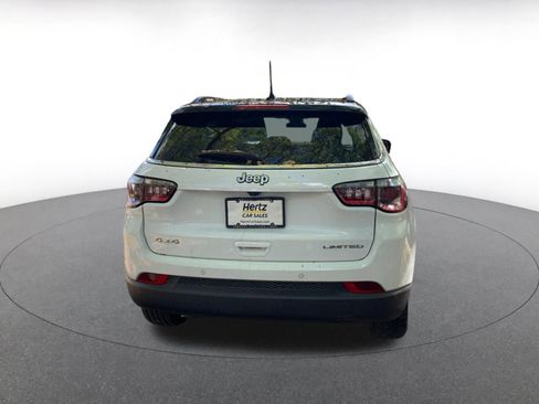 Used 2025 Jeep Compass Limited image 6