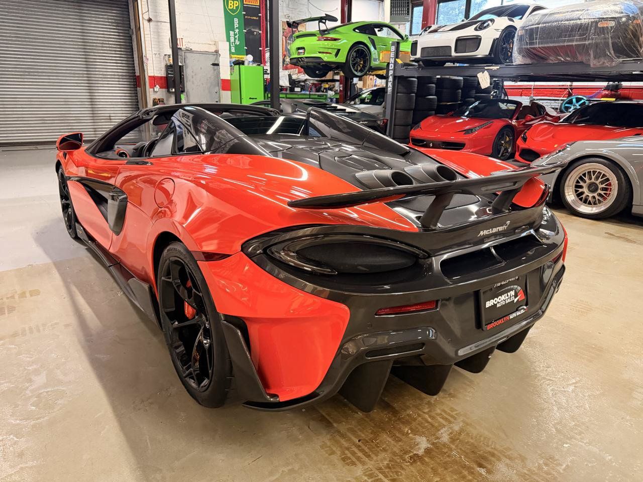 Used 2020 McLaren 600LT Spider RWD image 8