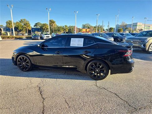 Used 2021 Nissan Maxima SR w/ Sport Mat Group image 5