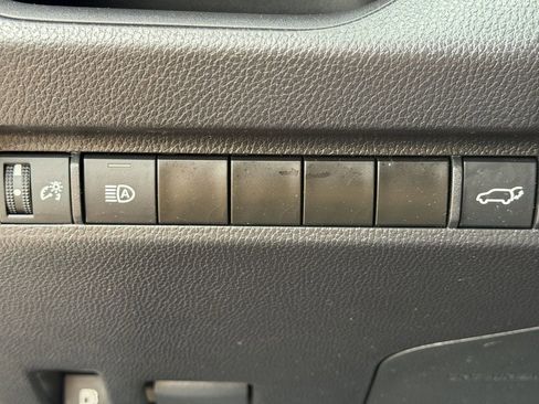 Used 2024 Toyota RAV4 XLE w/ Convenience Package AWD/4WD image 25