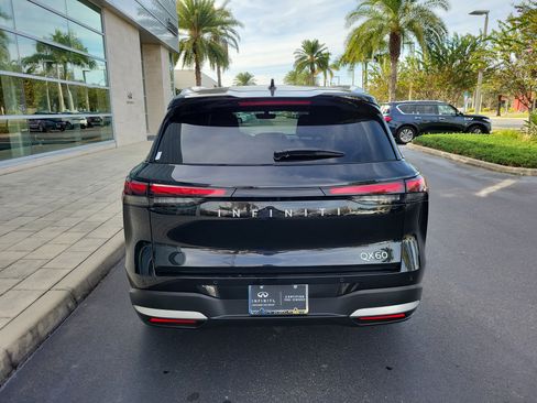 Certified 2026 INFINITI QX60 Luxe w/ Cargo Package image 5