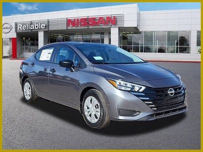 New 2025 Nissan Versa S w/ Trunk Package