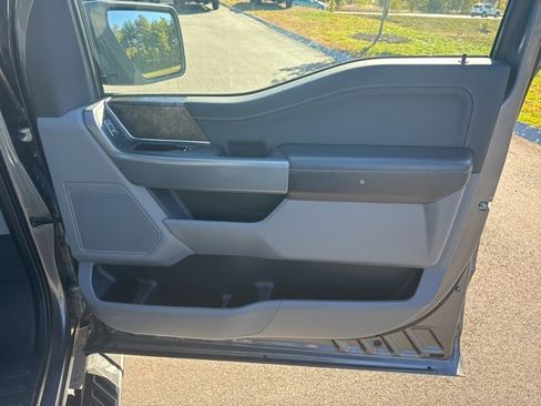 Used 2021 Ford F150 XLT w/ Equipment Group 302A High image 11