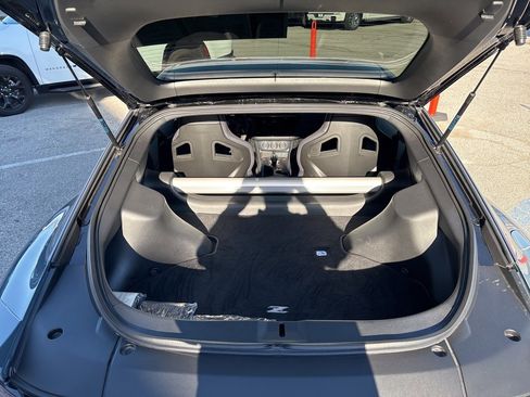 Used 2024 Nissan Z NISMO w/ Floor Mat Package image 38