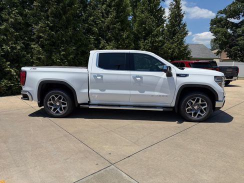 New 2026 GMC Sierra 1500 SLT w/ SLT Premium Plus Package AWD/4WD image 13