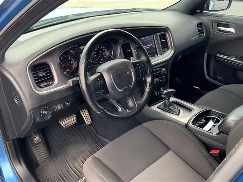 Used 2022 Dodge Charger R/T w/ Blacktop Package image 18