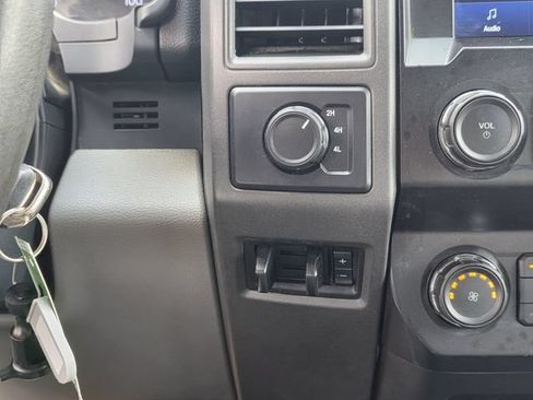 Used 2022 Ford F250 XL w/ Power Equipment Group AWD/4WD image 20