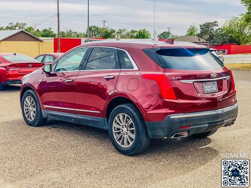 Used 2018 Cadillac XT5 Luxury w/ Driver Awareness Package FWD image 6