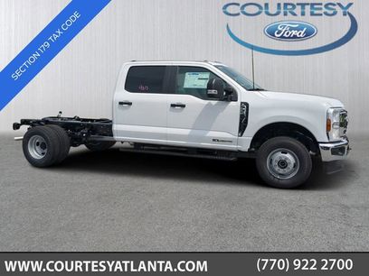 New 2025 Ford F350 XL w/ XL Chrome Package