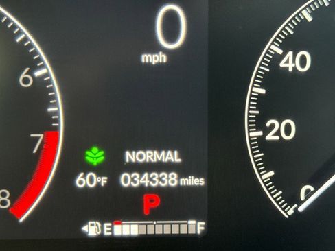 Used 2025 Honda Odyssey Sport-L image 11