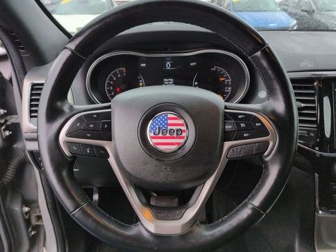 Used 2022 Jeep Grand Cherokee Laredo X image 18