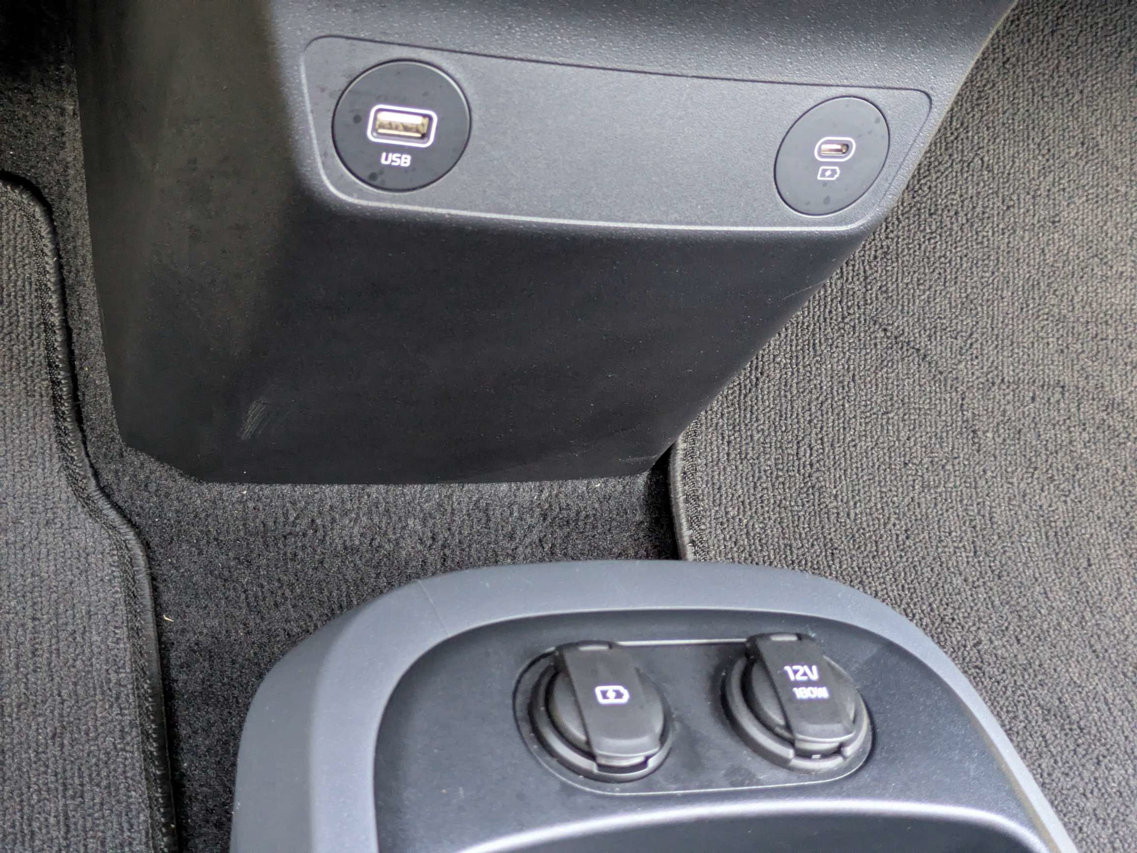 Certified 2022 Kia EV6 Wind RWD image 26