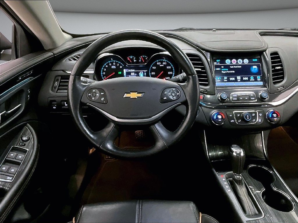 Used 2017 Chevrolet Impala Premier w/ Enhanced Convenience Package FWD image 8
