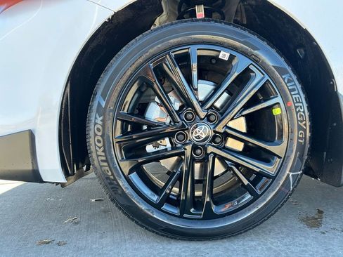 New 2026 Toyota Camry SE AWD/4WD image 28