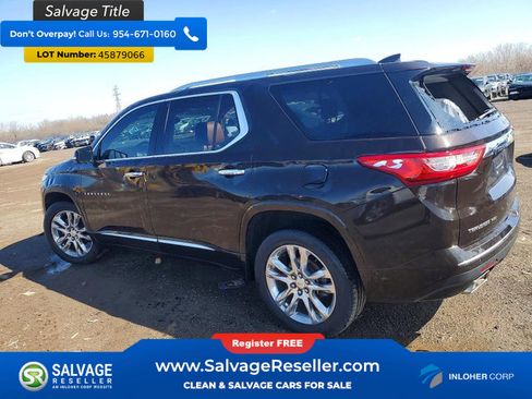 Used 2018 Chevrolet Traverse High Country w/ LPO, Cargo Package AWD/4WD image 3