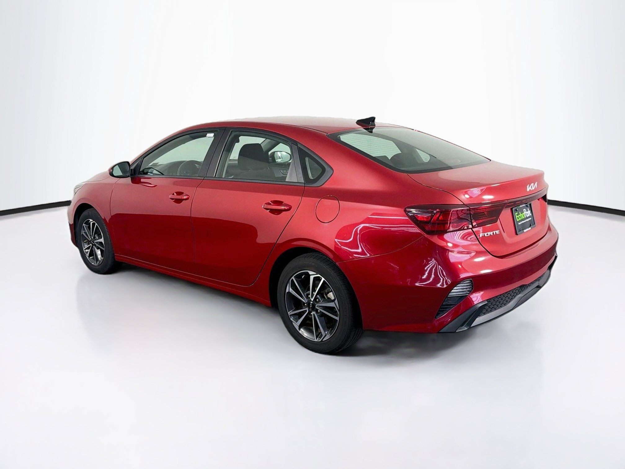 Used 2024 Kia Forte LXS FWD image 5