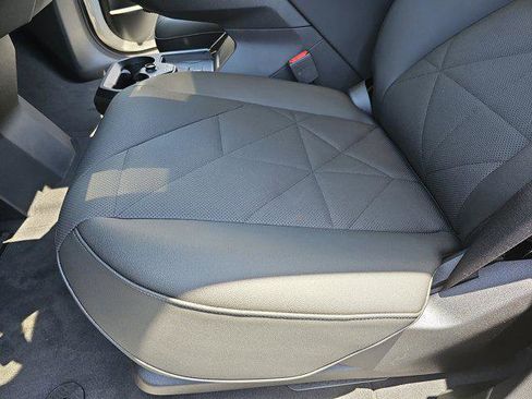 New 2026 BMW iX xDrive60 w/ Executive Package image 30