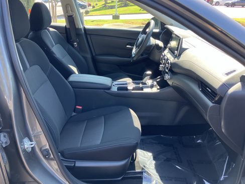 Used 2023 Nissan Sentra SV w/ All-Weather Package FWD image 34
