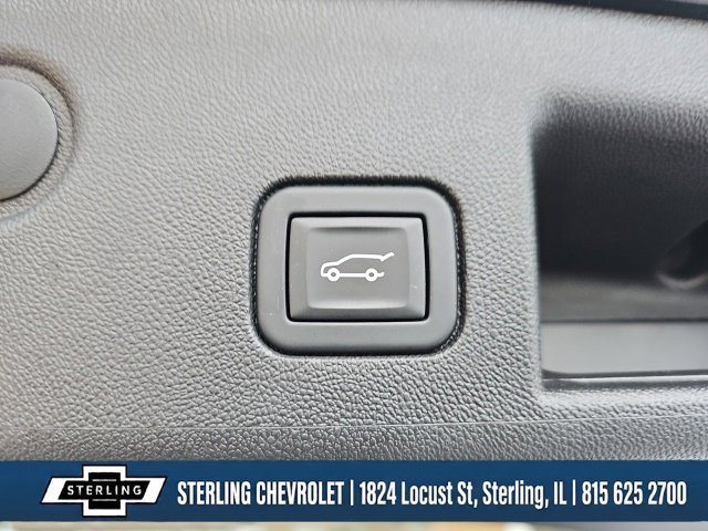 Used 2023 Chevrolet Equinox LT FWD image 24