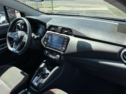 Used 2024 Nissan Versa SR FWD image 15