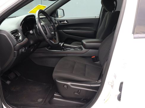 Used 2025 Dodge Durango GT AWD/4WD image 7