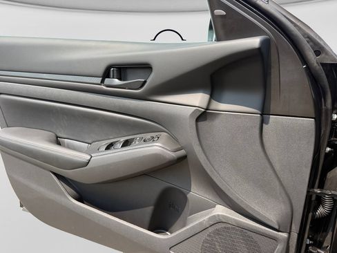 New 2026 Nissan Altima 2.5 SV FWD image 27
