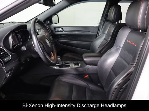 Used 2019 Jeep Grand Cherokee Trailhawk w/ Trailhawk Luxury Group AWD/4WD image 14